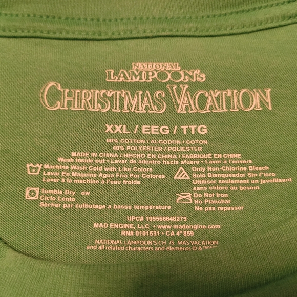Green Griswold Family Christmas T-Shirt - Picture 4 of 5